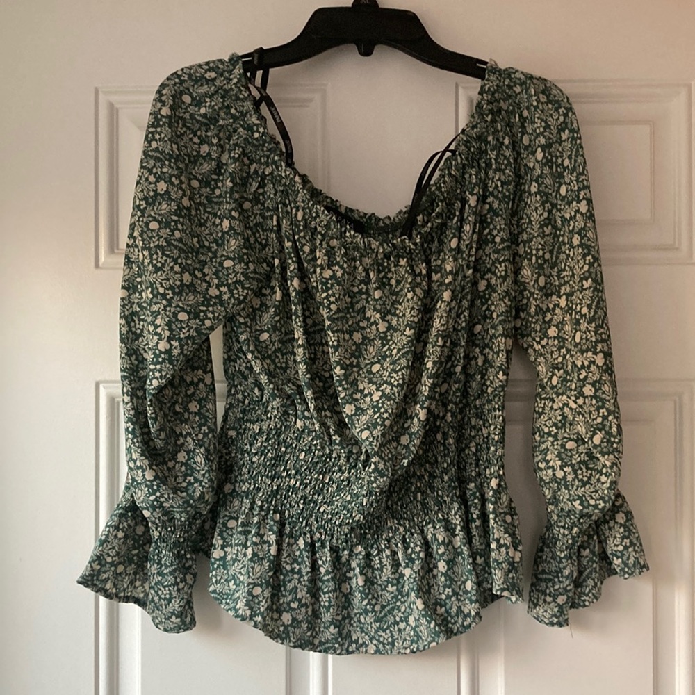 Large Floral Off the Shoulders Peplum Blouse